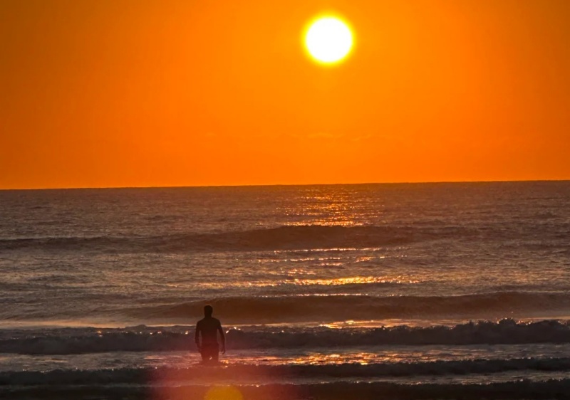 人生日出｜🇦🇺 Surfers Paradise_2_宁不在_来自小红书网页版.jpg