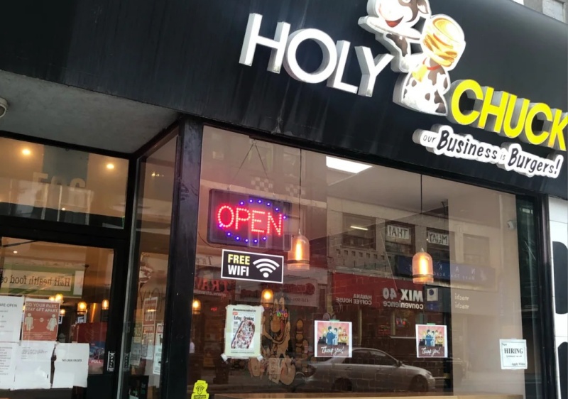 多伦多美食_网红鹅肝汉堡Holy_Chuck_1_狂奔的自行车_来自小红书网页版.jpg